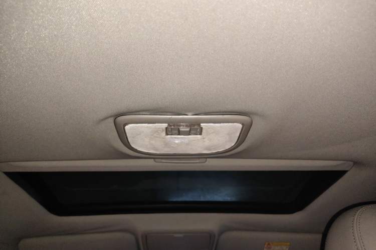 Used Geely Auto Emgrand 2014 Sedan 1.5L Manual Elite Model