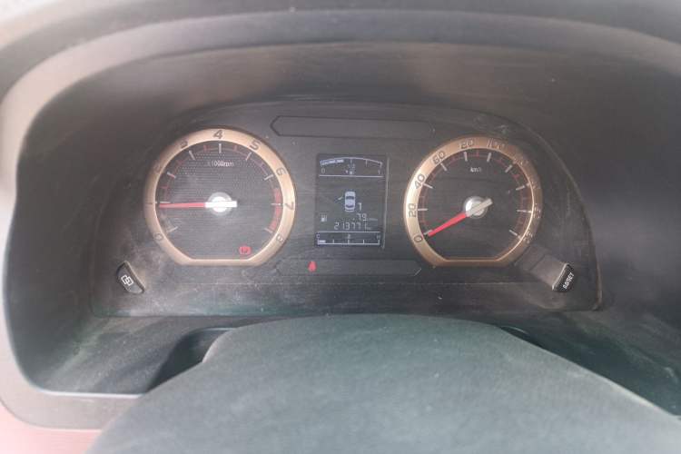 Used FORTHING Lingzhi 2018 M5L 1.6L 7-Seater Comfort Model