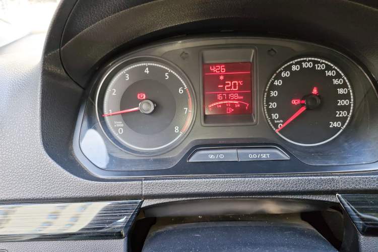 Used Volkswagen Jetta 2017 1.5L Manual Fashion Edition