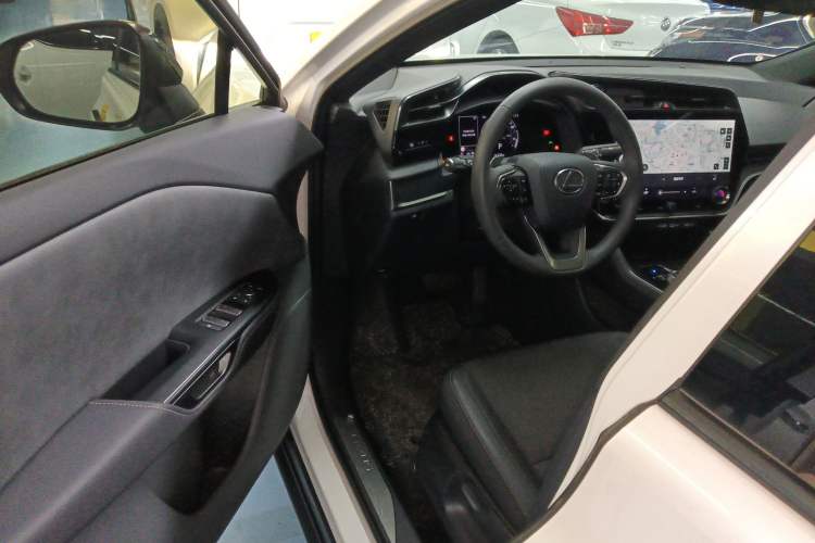 Used Lexus RZ 2023 450e All-Wheel-Drive Long-Range Version
