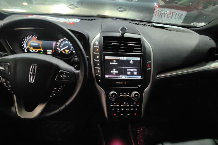 Used Lincoln MKC 2014 2.0T Two-Wheel Drive Deluxe Edition