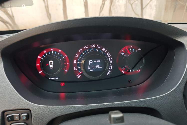 Used Luxgen Great 7 SUV 2013 Limited-Edition Sharp Model 2.2T Two-Wheel-Drive Smart Version