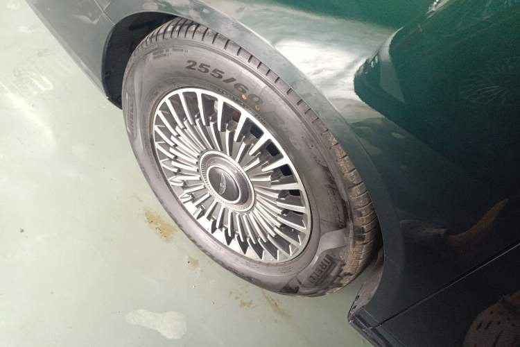 Used Geely Galaxy LEVC L380 2025 805 km Flagship Version All-Wheel Drive