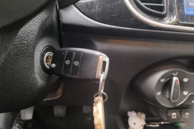 Used Kia Pegas 2017 1.4L Manual Value Edition
