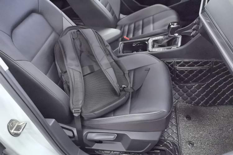 Used Volkswagen Sagitar 2020 280TSI DSG Comfort Version China VI Standard Right Front Seat