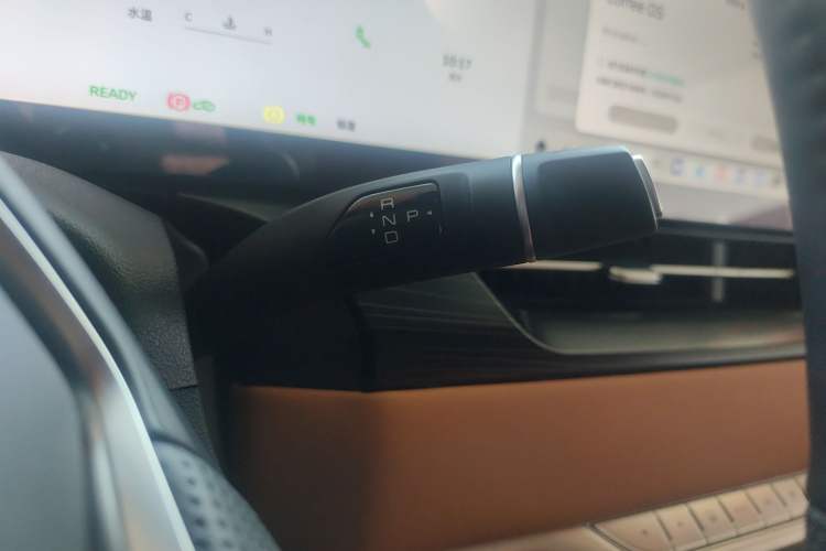 Used Wey Gaoshan 2023 Four-Wheel-Drive Executive Extended Version Gear Lever