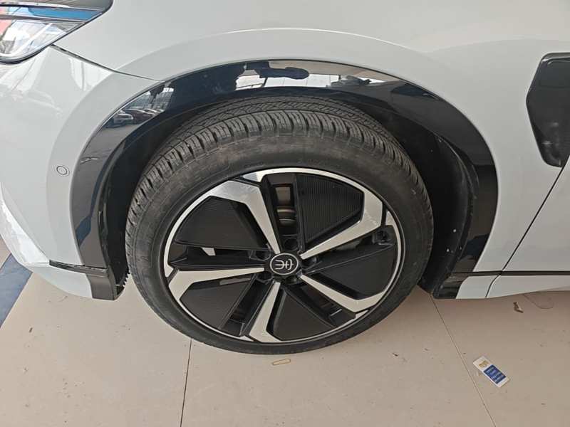 Used BYD Song L EV 2024 662 km Excellence Version — 22