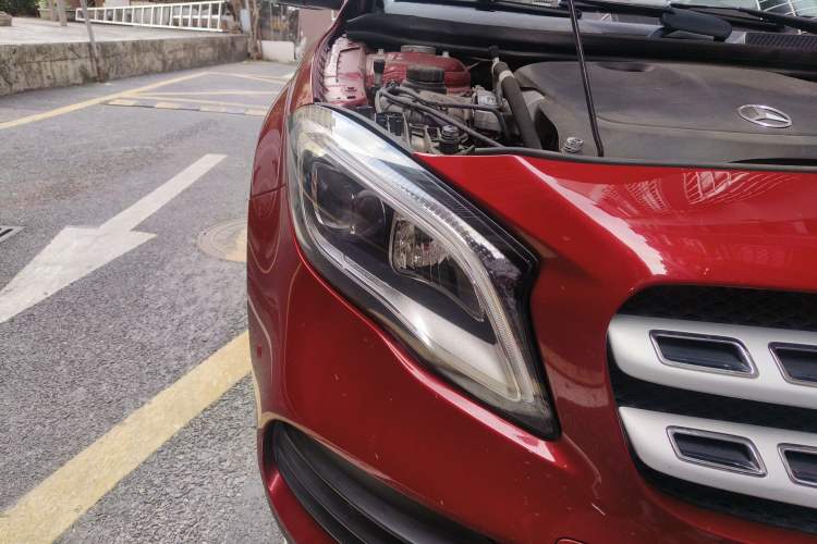 Used Mercedes-Benz GLA 2019 GLA 200 Fashion Model Right Front Headlight