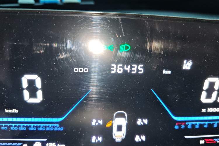 Used CHANGAN OSHAN Z6 2023 Blue Whale 1.5T DCT Luxury Model