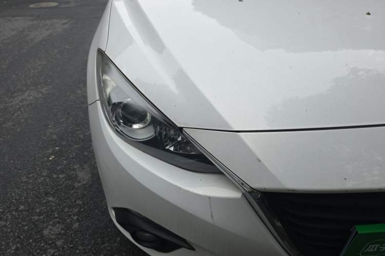 Used Mazda 3 Axela 2014 Sedan 1.5L Automatic Luxury Model Right Front Headlight