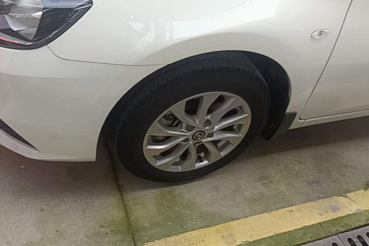 Used Nissan Sylphy 2022 Classic 1.6XE CVT Comfort Edition Left Front Wheel Hub