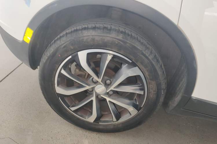 Used Geely Auto Emgrand GS 2019 1.4T CVT Edition Right Rear Wheel Hub