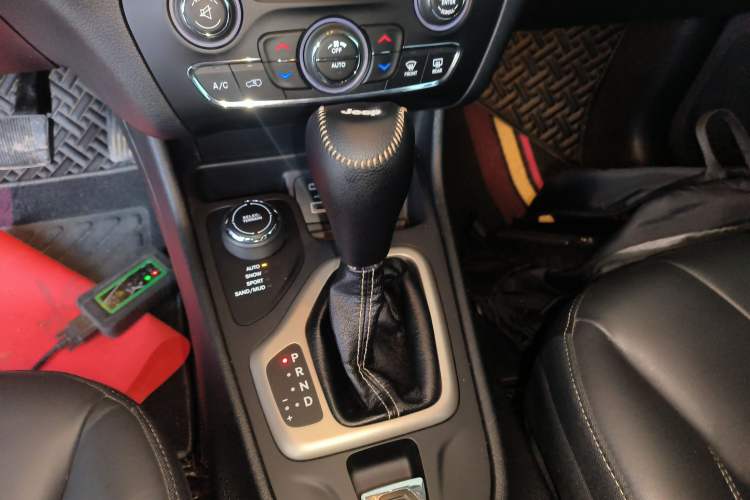 Used Jeep Cherokee 2016 2.4L Professional Smart Version