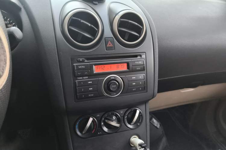 Used Nissan Qashqai 2012 2.0 XL Fire 6MT 2WD
