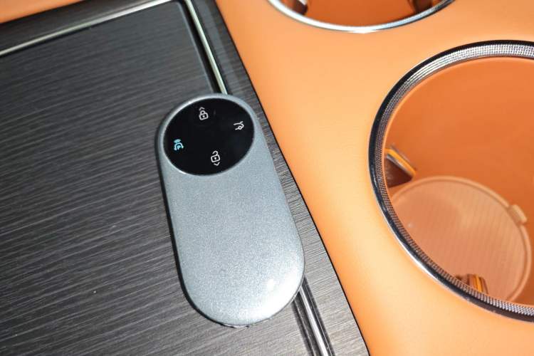 Used Hima AITO M8 2025 Extended-Range Ultra Version 53.4 kWh 5-Seater Edition