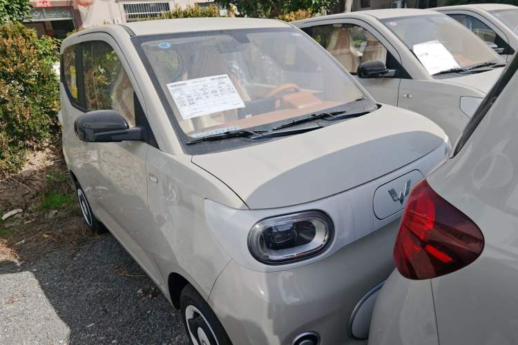 Used Wuling Hongguang MINIEV 2024 3rd Generation 215km Youth Edition