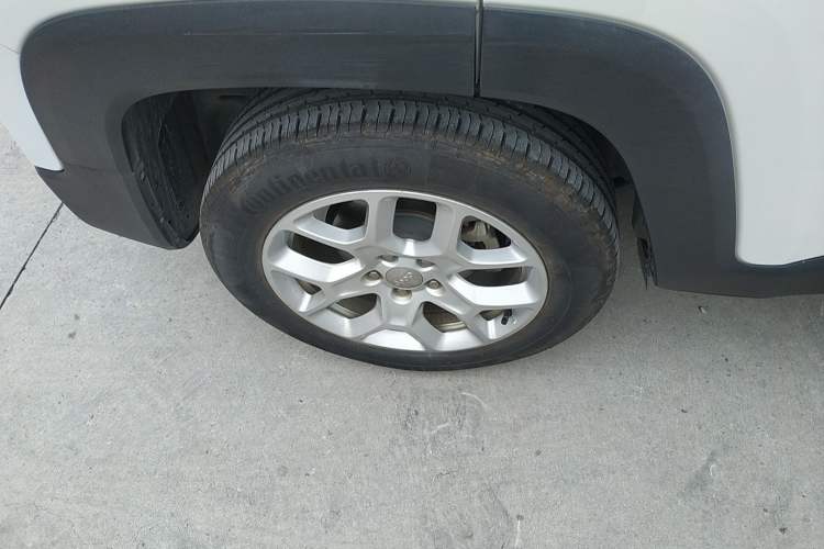 Used Jeep Renegade 2018 Connected Large Screen Version 180T Automatic High-Energy Edition