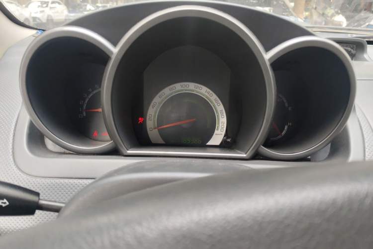 Used Chevrolet Lova 2010 1.4 AT Fashion Edition