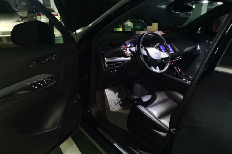 Used Cadillac XT4 2020 28T Two-Wheel-Drive Leading Version