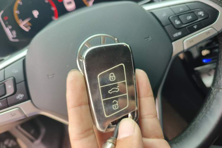 Used Volkswagen Passat 2022 330TSI Elite Edition Vehicle Key