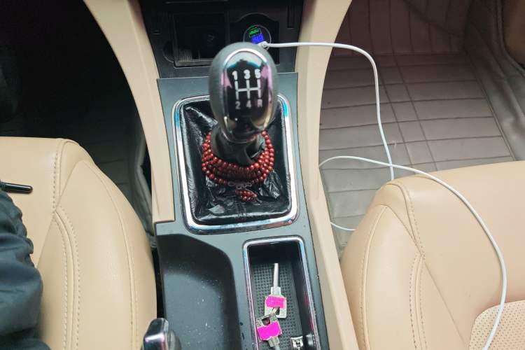 Used Geely Auto Emgrand 2016 Sedan 1.5L Manual Luxury Model