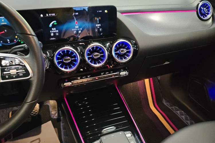 Used Mercedes-Benz GLA 2022 Facelifted GLA 200