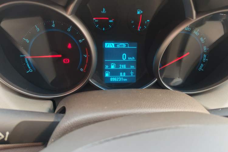 Used Chevrolet Cruze 2015 1.5L Classic SL MT