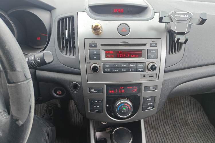 Used Kia Forte 2011 1.6L AT Premium
