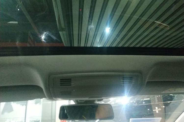 Used Volkswagen Bora 2023 200TSI DSG SmartDrive PRO Edition Headliner