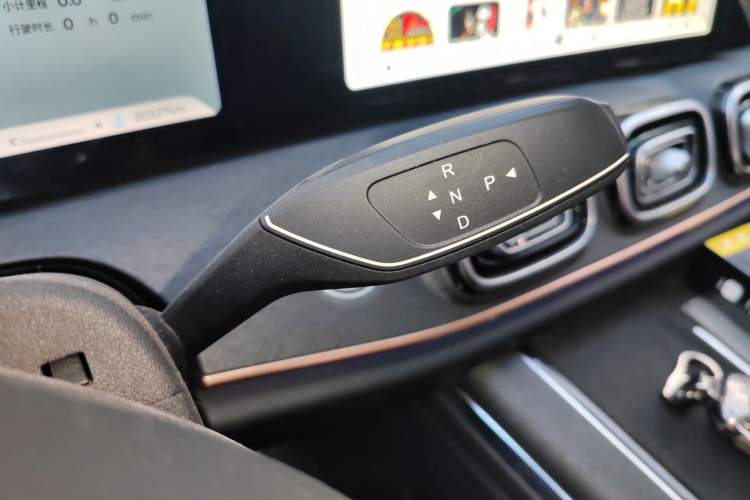 Used Chery Tiggo 9 2023 2.0T Dual-Clutch Two-Wheel Drive Leading Edition 5 Seats