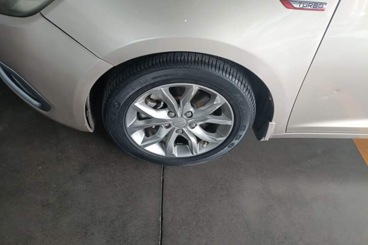 Used Geely Auto Emgrand GL 2017 1.3T Manual Elite Model Exterior 4