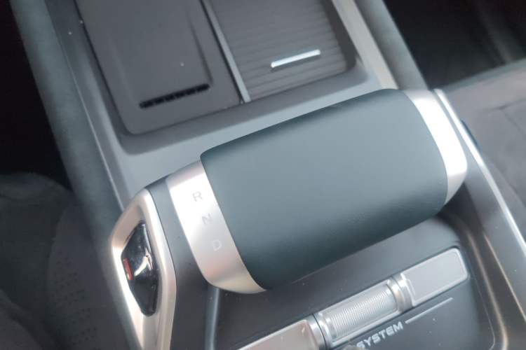 Used Deepal G318 2025 Worry-Free Cross-Country Edition Four-Wheel Drive Distant Mountains Version