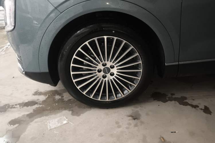 Used JETOUR X70L 2026 Model—2.0TD Automatic Flagship, 7-seater
