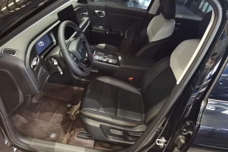 Used BAIC Off-Road BJ30 2024 1.5T Light Wilderness Air Edition
