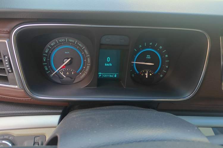 Used Buick GL8 2014 3.0L GT Luxury Business Haoya Edition