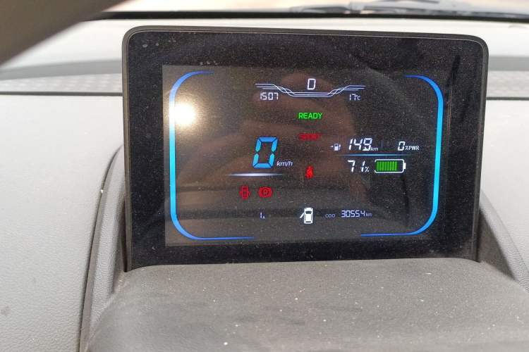 Used CHANGAN NEVO Lumin 2022 210km Sweet Edition Instrument Cluster