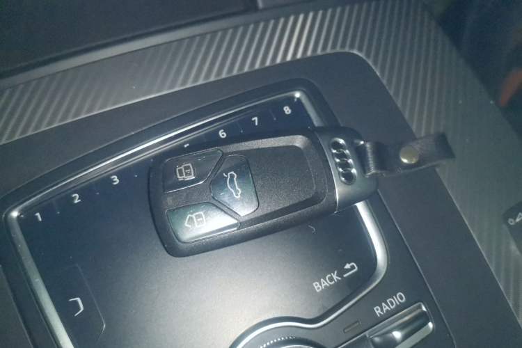 Used Audi Q5L 2018 45 TFSI Prestige Fashion Edition China V Emission Standard
