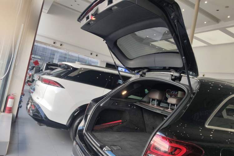 Used Mercedes-Benz GLC 2021 GLC 260 L 4MATIC Dynamic Edition
