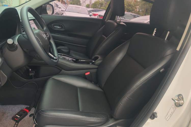 Used Honda Vezel 2020 1.5L CVT Elite Edition
