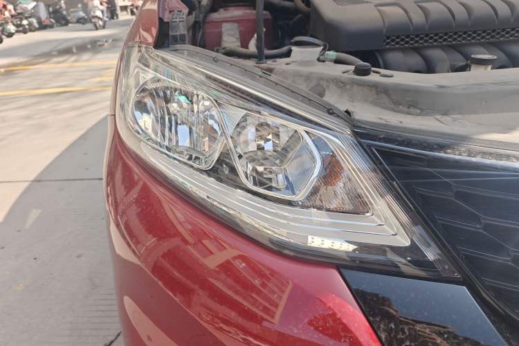 Used Nissan Tiida 2016 1.6L CVT Smart Drive Edition