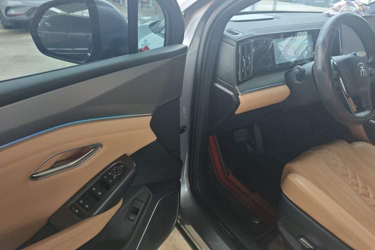 Used BYD Song L DM-i 2025 Intelligent Driving Version 112 km Beyond-Range Type