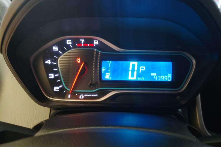 Used Chevrolet Aveo Sonic 2014 Hatchback 1.4SL AT Fashion Edition
