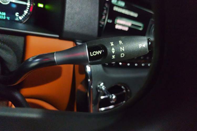 Used Rolls-Royce Cullinan 2018 Five-Seater Version
