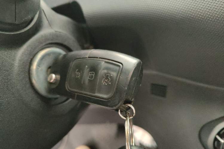 Used Ford Fiesta 2013 Hatchback 1.5L Automatic Fashion Edition Vehicle Key