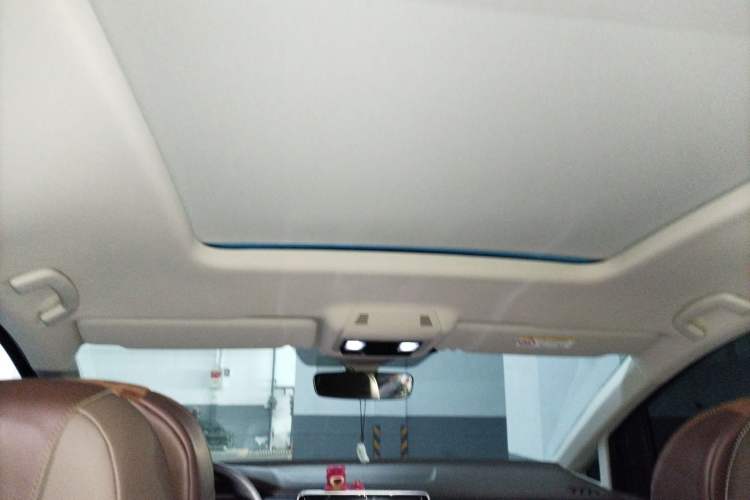 Used Volkswagen Viloran 2022 380TSI Prestige Edition