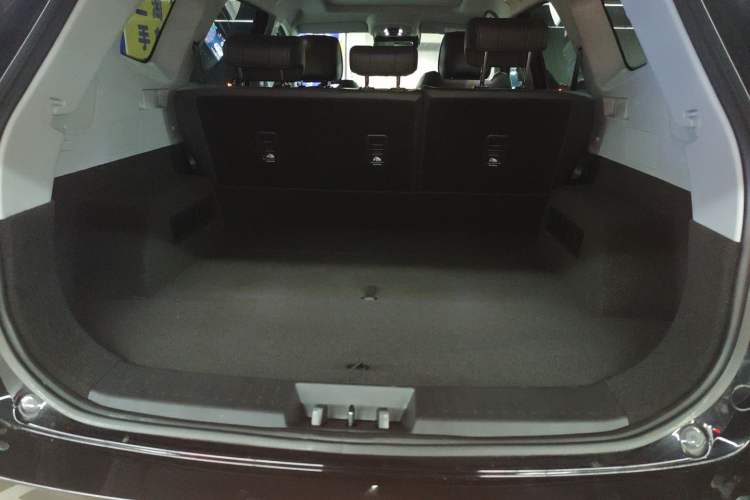 Used Chery Tiggo 8 PRO 2025 290T Two-Wheel-Drive Luxury Edition