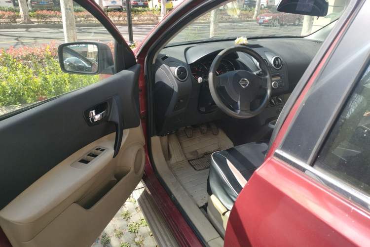 Used Nissan Qashqai 2012 1.6XE Wind 5MT 2WD
