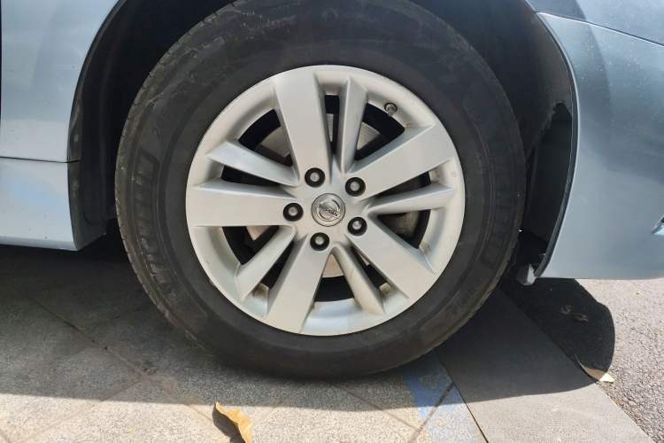Used Nissan Teana 2011 2.0L XL Glory Edition Right Front Wheel Hub