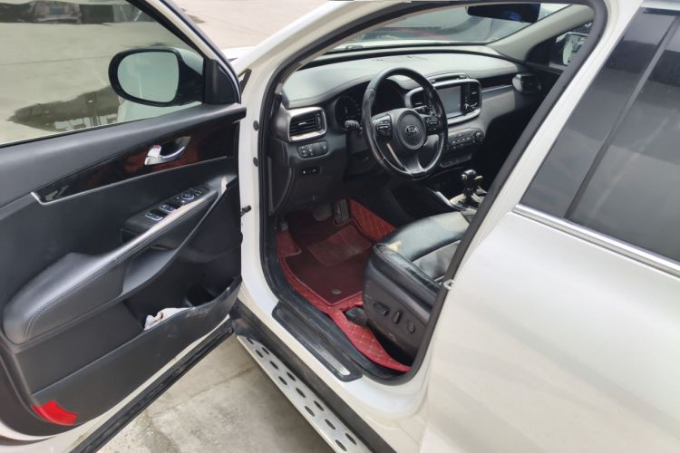 Used Kia Sorento 2015 Sorento L 2.4L Gasoline 4WD Elite Edition 7 Seats China IV Standard
