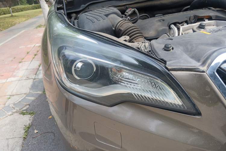 Used Buick Envision 2014 28T Four-Wheel Drive Elite Model